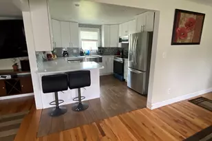 68 Wyoming Ave, Waterbury, CT 06706 - Photo 7