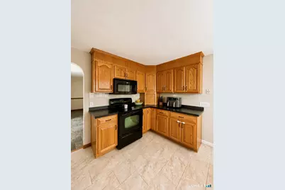 172 Carpenter Avenue, Meriden, CT 06450 - Photo 3