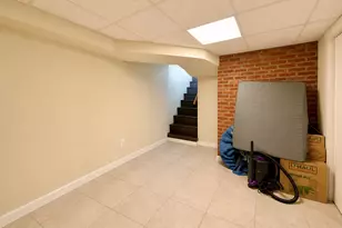 172 Carpenter Ave, Meriden, CT 06450 - Photo 17