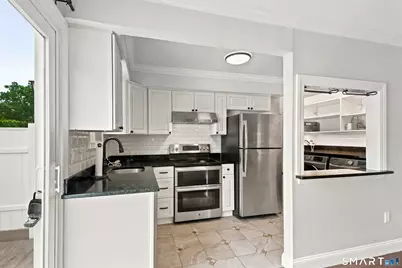 14 Scuppo Road #D5, Danbury, CT 06811 - Photo 3