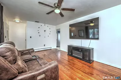 61 Northrop Road, West Haven, CT 06516 - Photo 7