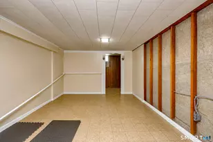 61 Northrop Rd, West Haven, CT 06516 - Photo 31