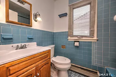 61 Northrop Road, West Haven, CT 06516 - Photo 27