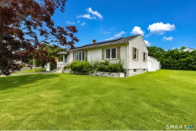 61 Northrop Road, West Haven, CT 06516 - Photo 3
