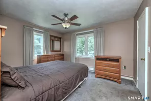 61 Northrop Rd, West Haven, CT 06516 - Photo 23