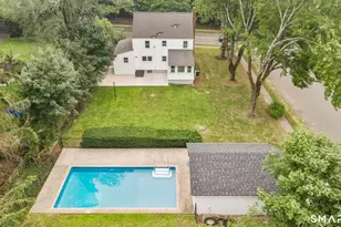 235 Treadwell St, Hamden, CT 06517 - Photo 9