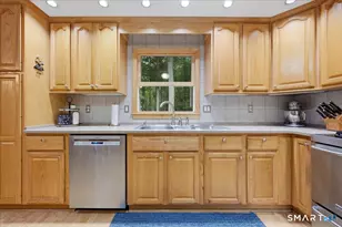 59 Partridge Hollow Rd, Ledyard, CT 06335 - Photo 9