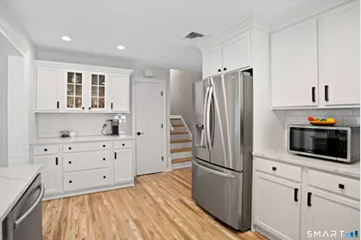 98 Youngstown Road, Fairfield, CT 06824 - Photo 11