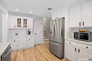 98 Youngstown Rd, Fairfield, CT 06824 - Photo 9