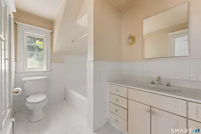 34 Downs Avenue, Stamford, CT 06902 - Photo 25