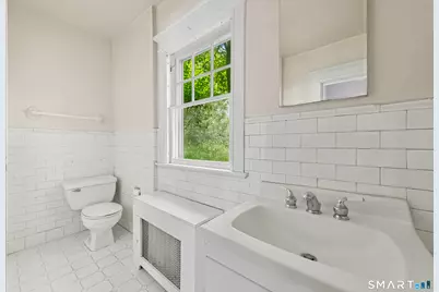 34 Downs Avenue, Stamford, CT 06902 - Photo 19