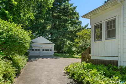 34 Downs Avenue, Stamford, CT 06902 - Photo 35