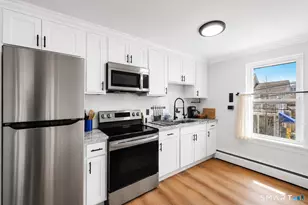 3 Pearl St, Groton, CT 06355 - Photo 1