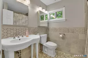285 Queen St, Southington, CT 06489 - Photo 19