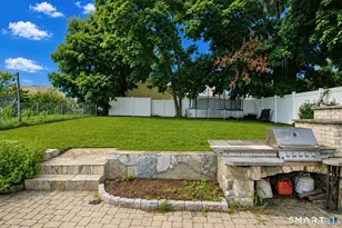 570 Westfield Ave, Bridgeport, CT 06606 - Photo 35