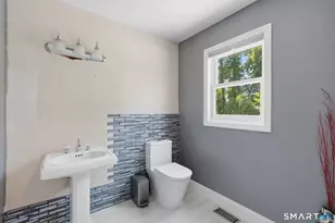 35 Forest Hills Dr, Farmington, CT 06032 - Photo 17