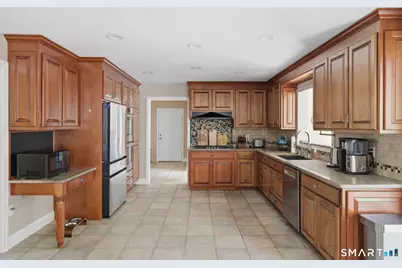 35 Forest Hills Drive, Farmington, CT 06032 - Photo 11