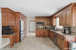 35 Forest Hills Dr, Farmington, CT 06032 - Photo 11