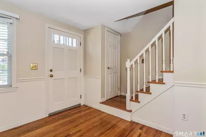 42 Sadler Street, Windsor Locks, CT 06096 - Photo 5