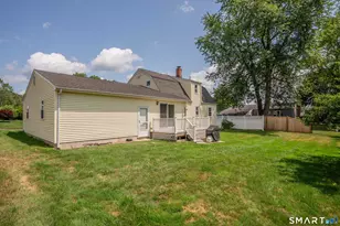 42 Sadler St, Windsor Locks, CT 06096 - Photo 3