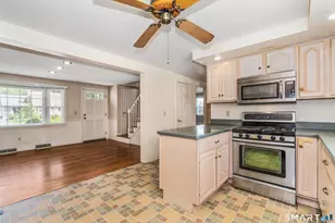 42 Sadler St, Windsor Locks, CT 06096 - Photo 17