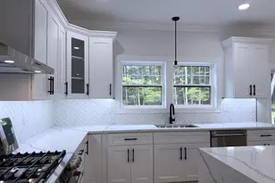 450 Bluff View Dr, Guilford, CT 06437 - Photo 13