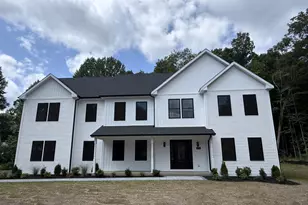 450 Bluff View Dr, Guilford, CT 06437 - Photo 3