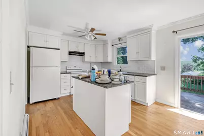 33 Fuller Street, Naugatuck, CT 06770 - Photo 11