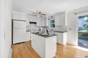 33 Fuller St, Naugatuck, CT 06770 - Photo 11