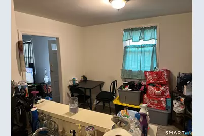 125 Alexander Drive, Bridgeport, CT 06606 - Photo 9