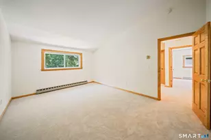 231 Crestwood Dr, Naugatuck, CT 06770 - Photo 21