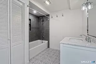 110 Roger White Dr, New Haven, CT 06511 - Photo 21