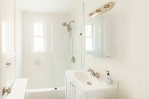 2475 Summer St, Stamford, CT 06905 - Photo 7
