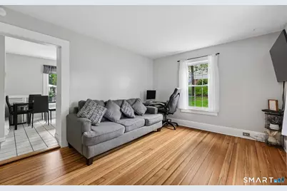 10 Middle Lane, Simsbury, CT 06070 - Photo 11