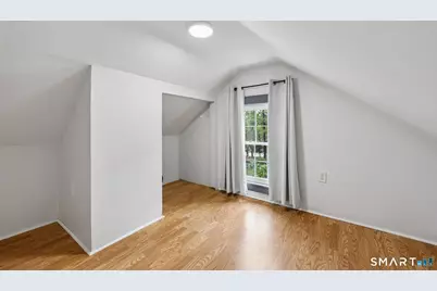 10 Middle Lane, Simsbury, CT 06070 - Photo 21