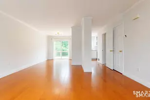 85 Salem Walk, Milford, CT 06460 - Photo 5