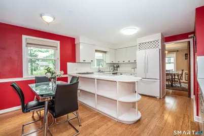 2425 Albany Avenue, West Hartford, CT 06117 - Photo 5