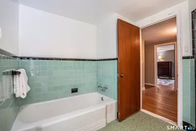 2425 Albany Avenue, West Hartford, CT 06117 - Photo 29