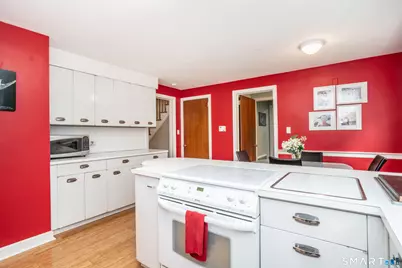 2425 Albany Avenue, West Hartford, CT 06117 - Photo 7