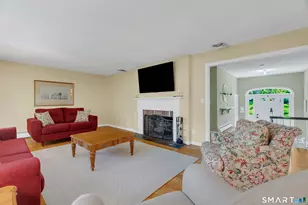34 River Rd, North Haven, CT 06473 - Photo 5