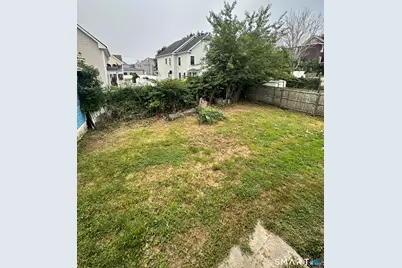 82 West Coit Street #1, New London, CT 06320 - Photo 17