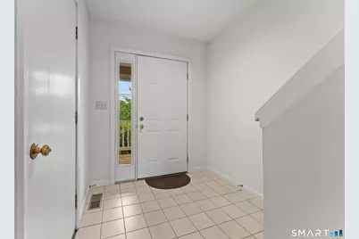 675 Newfield Street #9, Middletown, CT 06457 - Photo 9