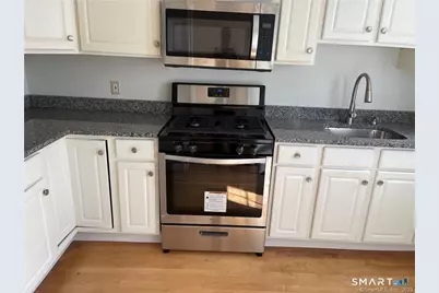 50 Mencel Circle #C, Bridgeport, CT 06610 - Photo 3