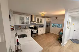 5 Mansfield Grove Rd, East Haven, CT 06512 - Photo 3