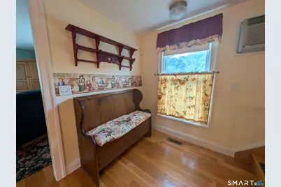 10 Shore Road, Waterford, CT 06385 - Photo 7
