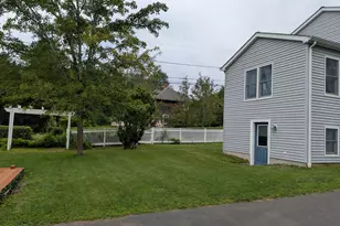 10 Shore Rd, Waterford, CT 06385 - Photo 25