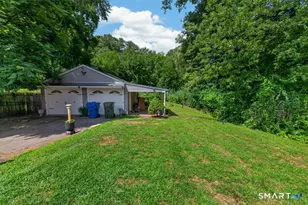 [Address not provided], East Hartford, CT 06118 - Photo 15