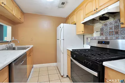 64 Little Oak Lane #64, Rocky Hill, CT 06067 - Photo 9