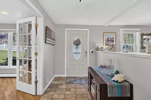 370 Calf Pen Ln, Milford, CT 06460 - Photo 5