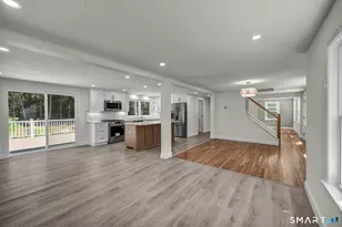 22 Trumbull Rd, Waterford, CT 06385 - Photo 11
